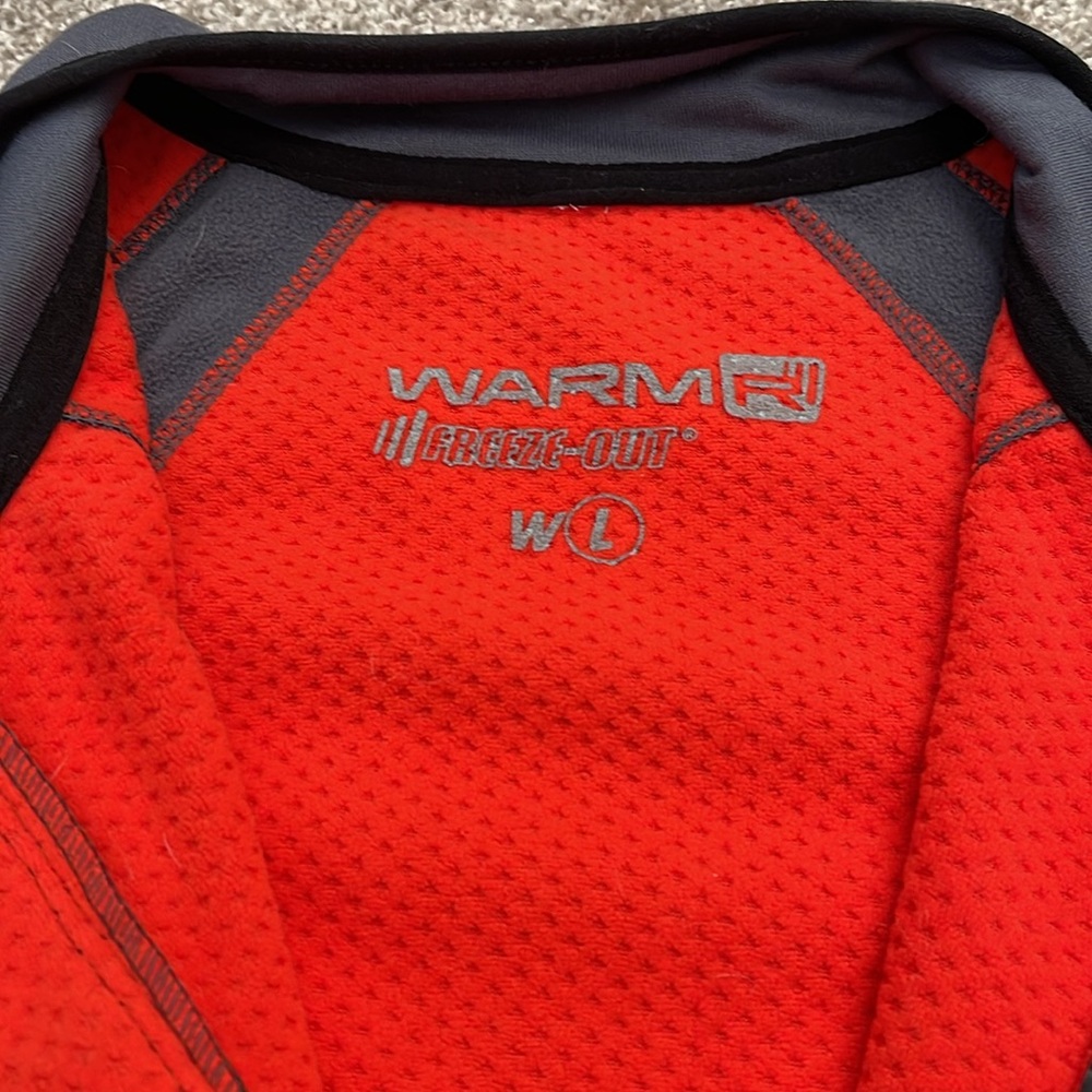 Warm R Freeze Out Ladies Top - Picture 5 of 10